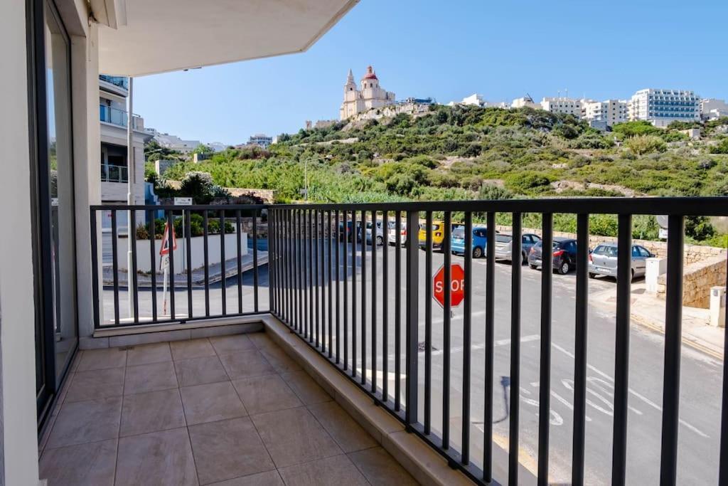 Mellieha, Luxury 3 Bedroom Azure Maisonette Exterior photo